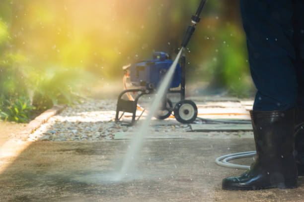 Best Roof Washing  in Abilene, KS